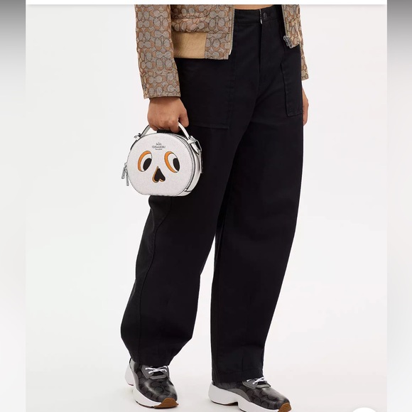 NWT Coach Canteen Crossbody With Halloween Skeleton - Picture 9 of 10
